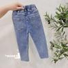 Jeans infantil 2023 primavera e outono nova versão coreana bebê doce moda arco jeans slim-fit