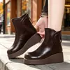 Comercio Exterior Versátil Modernos Piel Suave Cómodos Botas Martin Otoño Invierno Nuevas Botas para Mujer Más Terciopelo Punta Redonda Suela Gruesa Alargadoras Botas Cortas