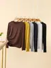 Camiseta de Manga Larga con Lunares Nueva Otoño 2026 para Mujer Cuello Redondo Ajustada Favorecedora Capa Base Ropa Interior Top Retro