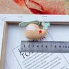 Coches de Dibujos Animados, Trenes Pequeños, Muñecas, Vehículos de Transporte, Figuras, Broches, Colgantes, Accesorios, Decoraciones para Zapatos, Decoraciones para Calcetines, Decoraciones para Bufandas