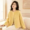 Ropa exterior estilo mamá para primavera, otoño e invierno, nueva colección 2026, tops elegantes, ropa para mujeres de mediana edad y mayores, estilo chino, rejuvenecedor, ropa exterior versátil