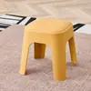 Banqueta Baixa Estilo Nórdico com Assento Estofado para Uso Doméstico, Banquinho Pequeno Infantil, Plástico Espesso, Empilhável, Banquinho para Trocar Sapatos na Entrada