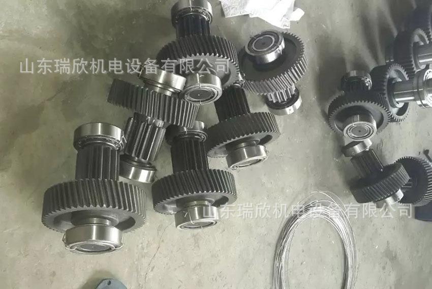 三轴总成220.jpg