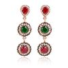 Suministro transfronterizo de oro conservador del color con aretes colgantes de diamante, aretes redondos de encaje, joyería de aleación no alérgica para mujer al por mayor