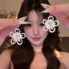 Flor de Peral Lingxu~Pendientes de Botón Retro Francés Suaves Flor Hueca Estilo Coreano ins Pendientes Artísticos Versátiles Joyería para Orejas Mujer