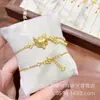 Pulseira de Raposa com Rosto de Jade Pintado a Ouro Prata Pura 9999 Pulseira de Flor Chinoiserie Prata Esterlina como Presente de Aniversário para Sua Namorada