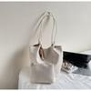 Bolso de Hombro Tejido de Gran Capacidad para el Día a Día de Mujer, Nuevo Modelo 2026, Estilo de Alta Gama, Bolso Tote de Hombro de Moda
