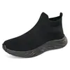 Zapatos de punto transpirables de talla grande para hombre, ligeros, de suela blanda, para amantes, a la moda, informales, sin cordones, combinables con todo.