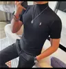 2025 Nueva Camiseta de Manga Corta de Cuello Medio para Otoño e Invierno para Hombre, Ajustada, Versátil, Camiseta Base, Entrega de Texto Secreto