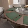 Manteles en forma de abanico de lujo ligero, manteles estilo occidental de imitación piel, tapetes de mesa de PVC, manteles impermeables y resistentes al calor, manteles de dos tonos, vajilla engrosada