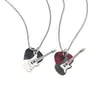 Collar Nuevo Estilo Púa de Guitarra Rock para Hombres y Mujeres, Colgante de Acero Inoxidable, Cadena Versátil de Moda para Suéter, Collar de Pareja