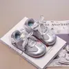 Zapatos para niñas, zapatillas deportivas infantiles, nuevo estilo primavera y otoño 2026, moda para niñas pequeñas, zapatos de princesa, malla transpirable, zapatos Argan
