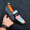 Sapatos Masculinos Transfronteiriços Tamanho Grande Primavera Nova Moda Sapatos de Couro Masculinos Slip-On Sapatos Formais de Negócios Estilo Britânico Sapatos de Couro Bico Fino