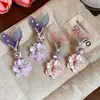 Presilha de Cabelo Cauda de Peixe com Pérolas, Flor de Resina Cravejada com Diamantes, Alta Qualidade, Exquisite e Personalizada, Presilha de Bico de Pato, Acessório de Cabelo de Nicho e Versátil