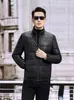 Nueva Chaqueta de Plumas de Cuero Genuino 2026 para Hombre, Chaqueta Corta de Cuero de Ternero Haining con Cuello Alto, Abrigo de Plumas Engrosado para Hombres de Mediana Edad