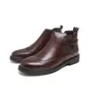 Botas masculinas de couro, novo modelo de comércio exterior de tamanho grande transfronteiriço, sapatos de couro retrô de cano alto estilo britânico, botas Martin da moda e estilosas atacado