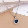Colar Venda Quente Transfronteiriça Colar Quadrado Simples Acessórios para Mulheres Luxo Leve Design de Nicho Colar de Aço Titânio Não Desbota para Mulheres