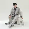 Pijama de Inverno Masculino 2025 Novo Padrão de Coelho Veludo Jacquard Gola V Espessado Conjunto Lã Coral Aconchegante