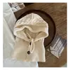 Gorro de invierno elegante y moderno para niños con calentador de cuello integrado, gorro de punto de moda estilo coreano para niñas y niños pequeños