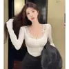 Estilo puro deseo chica sexy encaje corte ajustado falso dos piezas camiseta de manga larga base interior popular este año hermosa camisa pequeña
