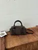 Bolso de mano retro estilo Boston con forma de concha para mujer, nueva colección 2025, moda transfronteriza de tendencia, bolso de hombro de gamuza
