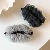 Pinza para el pelo de organza con lunares estilo coreano, forma de plátano, para mujer, accesorio de verano para el pelo, pinza para la parte trasera de la cabeza, súper etérea