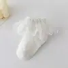 Meias de renda de malha para bebê novas de verão brancas de renda princesa para meninas respiráveis de algodão rosa 0-5 anos Atacado