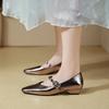 Zapatos Mary Jane con Correa de Hebilla en V y Tacón Grueso 2025 Piel Suave Punta Cuadrada Tacón Bajo Boca Baja Zapatos de una Sola Pieza Tacón Grueso Rojo
