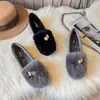 Mocasines para Mujer 2026 Invierno Nueva Moda Cálidos Engrosados Zapatos de Algodón Slip-On Forrados de Piel Zapatos para Mujer Zapatos de Algodón en Capas para Mujer