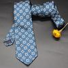 Corbata para Hombre Formal Negocios Atada a Mano 7cm Rojo Azul Marino Moderna Nueva Forma de Flor Accesorios Tienda de Trajes Boda Novio Fotografía