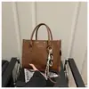 2025 Nuevo Estilo Bolso de Mano Simple y de Moda de Gran Capacidad Bolso de Hombro Casual de Moda Bolso Cuadrado Pequeño para Mujer Bolso para Mujer