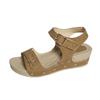 Sandalias de Cuña con Suela Gruesa para Mujer 2026 Verano Europeo y Americano Nuevo Estilo Talla Grande Sandalias de Tira con Hebilla de Remache Venta al por Mayor de Comercio Exterior