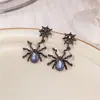 Brincos Aranha Escuros Estilo Doce Refrescante Agulha de Prata Brincos de Pedra da Lua Personalizados Tridimensionais Europeus e Americanos Metal Punk