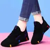 Zapatos de Mujer Dropshipping Estilo Coreano Zapatos Casuales Transpirables Zapatos de Tela Old Beijing de Caña Baja Zapatos Deportivos Zapatos de Trabajo Zapatos de Baile Puestos Callejeros