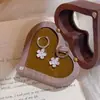 Pendientes Florales Dulces con un Toque de Lujo Ligero, Llenos de Piedras de Circonita, Estilo Sencillo, Elegancia Exquisita, Versátiles para el Uso Diario