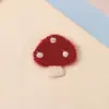 Novos Grampos de Cabelo e Acessórios de Cabelo Bordados Multicor de Cogumelo Sorridente DIY para Crianças, Meias Doces e Chapéus Versáteis, Acessórios de Roupa