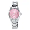 Nuevo reloj de pulsera de acero para mujer 2025 compacto incrustaciones de pedrería creativo casual para mujer reloj simple transfronterizo