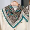 Estilo Étnico Gris Delgado Similar a la Seda Bufanda Cuadrada Pequeña de 70 Bufanda de Lino y Seda para Mujer Primavera y Otoño Hombro Caído Regalos para Madre