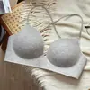 Lingerie sexy e sedutora com estampa de leopardo para mulheres com pouco busto, com efeito push-up, sem aro, design com costas cruzadas, sutiã ajustável que realça o busto