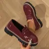 Zapatos pequeños de cuero de una sola pieza para entretiempo mujer 2026 primavera nuevos con suela gruesa estilo británico talla grande mocasines plataforma zapatos de vestir mujer