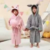 Capa grossa de fleece de coral com capuz para crianças, absorvente, para banho de bebê, vestível nas quatro estações, toalha de banho, roupão de banho com capuz