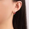 En los últimos diez años, tenemos el mismo estilo de aretes de hebilla para la oreja de esmalte suave, diseño nicho de lujo ligero, aretes para mujer para otoño.