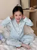 Pijama de niña estilo coreano, modelos de primavera y otoño, ropa infantil de manga larga para niñas, conjunto de ropa de casa de dibujos animados lindo y elegante para niños