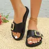Sandálias rasteirinhas casuais da moda para uso ao ar livre, tamanho grande, novo modelo de verão para comércio transfronteiriço, sandálias slip-on femininas com fivela quadrada cravejada de diamantes