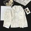 Conjunto de loungewear infantil estilo lapela, tecido fino para primavera e outono, cardigã de manga longa, pijama de algodão estilo coreano com estampa de nuvens para meninas