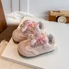 Tênis infantil 2026 outono novo meninas sola macia antiderrapante boneca pequeno floral calçados casuais cor sólida tênis de corrida