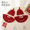 Nuevo Tipo de Toalla para Saliva Babero Impermeable para Escupir Babero Bordado Gorro Fetal para Bebé Conjunto Combinado con Bolsillo para Saliva