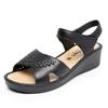Sandalias para mamá de mediana edad zapatos de mujer verano nuevo tacón plano suela suave antideslizantes resistentes al desgaste moda para mujeres de mediana edad y mayores zapatos para mujeres de 40-50 años