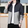 2026 Jaqueta Novo Estilo Masculina Casual Corta-Vento Primavera e Outono Corta-Vento à Prova de Vento Masculina Jaqueta Color Block Masculina para Jovens Outono