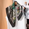 Bufanda Cuadrada de Lujo con Patrón de Espiga para Mujer, Bufanda de Seda Suave y Amigable con la Piel, Adecuada para Todas las Estaciones, Bufanda Decorativa Sencilla y Elegante para el Cuello y Chal